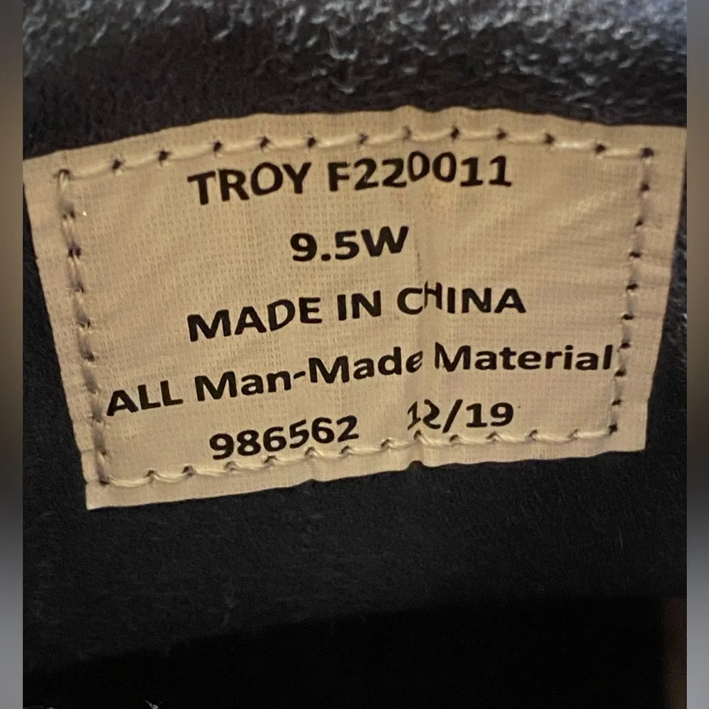 Freeman Troy Tan Men's Shoes. Size 9.5 W‎